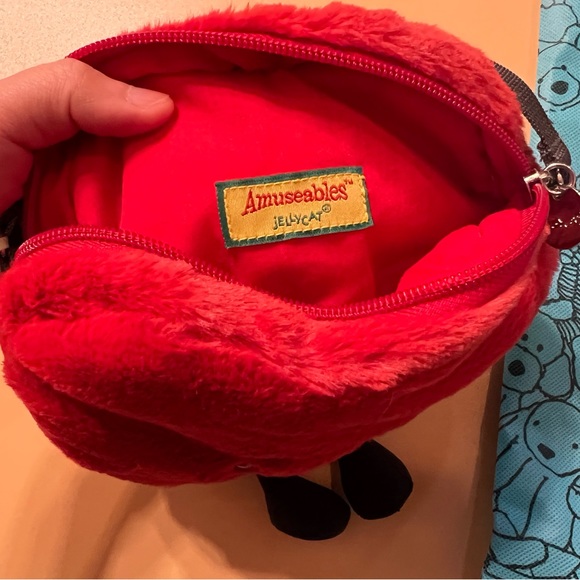 Jellycat Amuseable Heart Bag - Picture 6 of 6